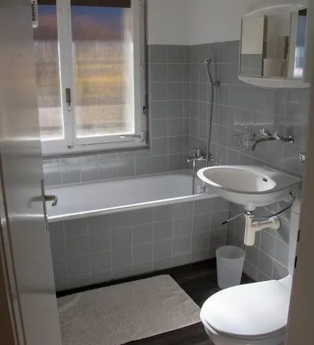 Caroline * جريندلوالد